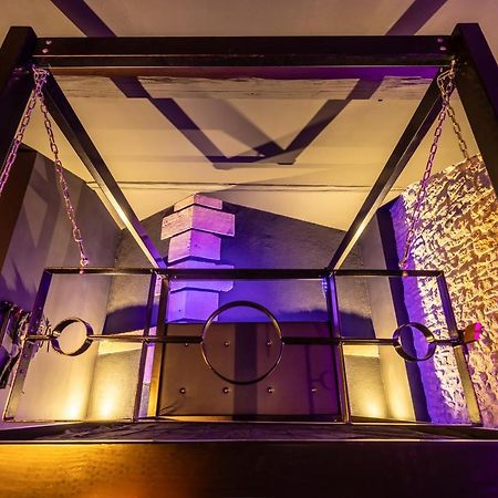 Cherie Cherry - Romantic And Bdsm House Briey Exteriér fotografie