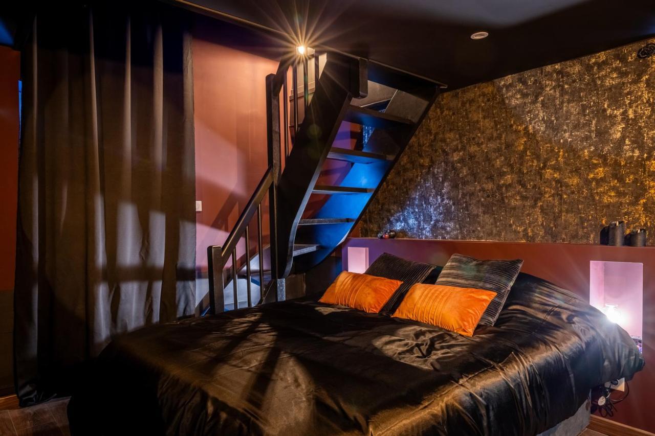Cherie Cherry - Romantic And Bdsm House Briey Exteriér fotografie